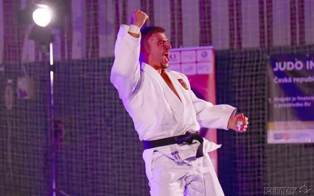 David Klammert se v Olomouci radoval ze zisku republikového titulu ve váze do 100 kilogramů
