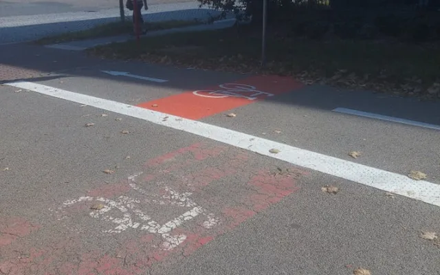 Chaos ve značení cyklostezek. Je to nebezpečné, upozorňují Olomoučané