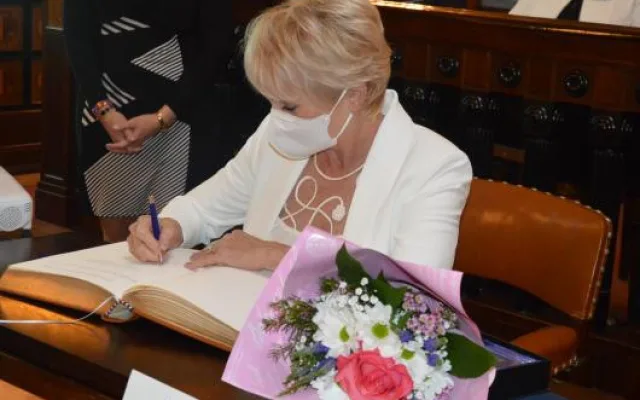 Ceny města Prostějova dostalo šest osobností. Střelkyně, taneční mistr nebo fotograf