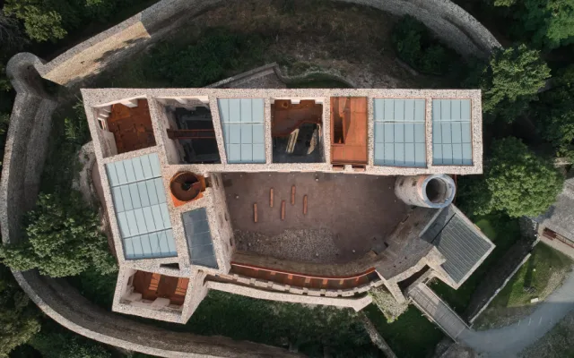 Rekonstrukce hradu Helfštýna je Stavbou roku. Stála více než 90 milionů