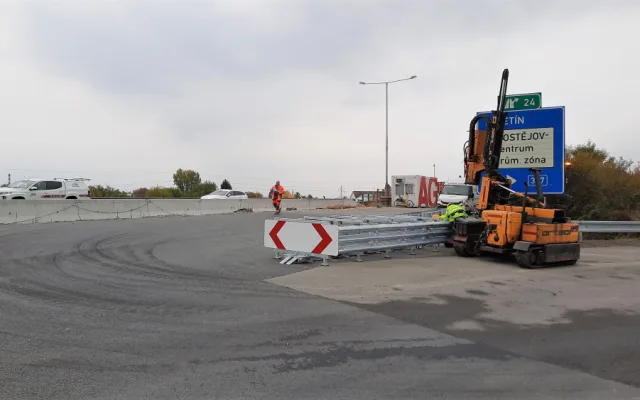 Řidiči si brzy oddechnou. Uzavírky na dálniční estakádě v Prostějově přes zimu zmizí