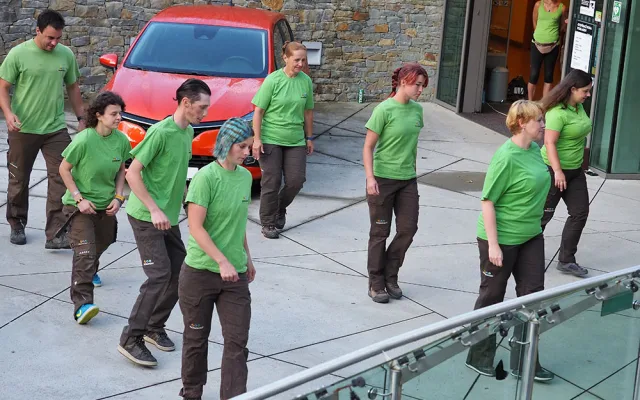 Zaměstnanci Zoo Olomouc natrénovali choreografii na chytlavou píseň Jerusalema