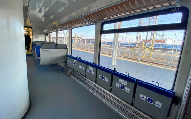 V kraji jezdí první plně zmodernizovaný Stadler. Renovace dvanácti vlaků vyjde na 270 milionů