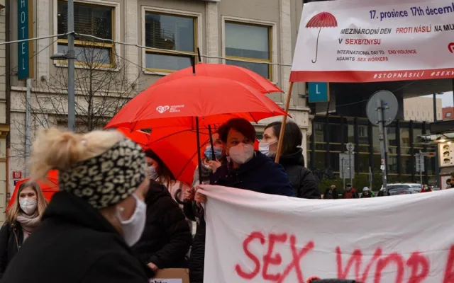V pátek je Mezinárodní den proti násilí na ženách a mužích pracujících v sexbyznysu