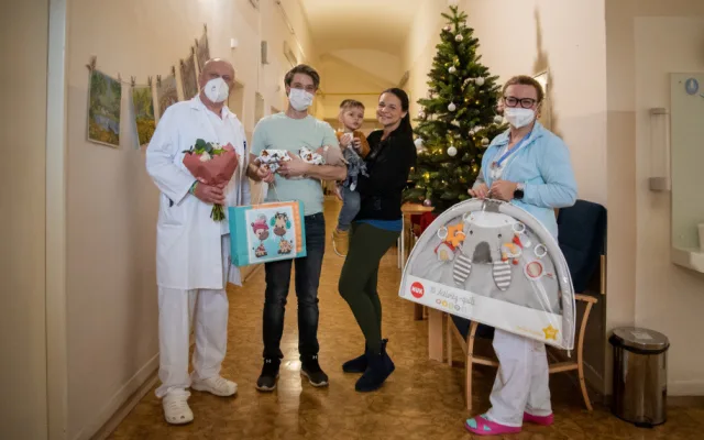 První Olomoučánek letošního roku se narodil doma. Matteo měl 3 370 gramů