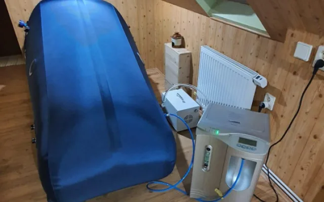 Naděje pro autistu Kubíka se jmenuje hyperbarická komora