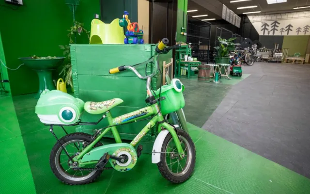 Starým věcem nový život. Obliba re-use center roste napříč republikou, lidé zde vybaví domácnost prakticky zadarmo