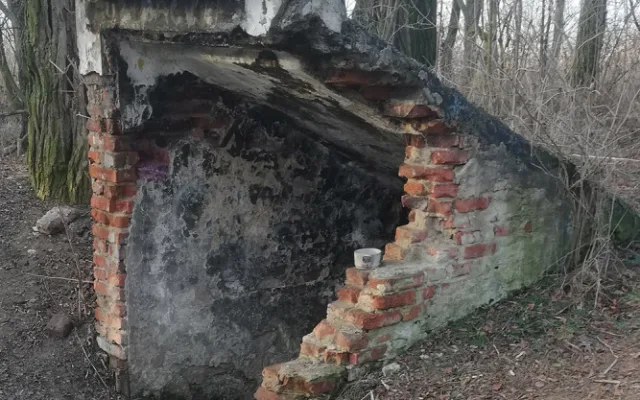 Rozlehlý bunkr u Přerova dostává druhou šanci. Hlavní zachránci ještě chodí do školy