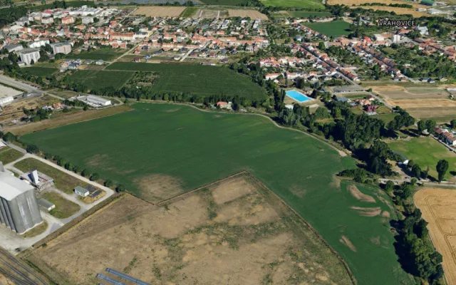 Prostějov chce ve Vrahovicích postavit nový park. Hloučelu však likviduje, namítají kritici