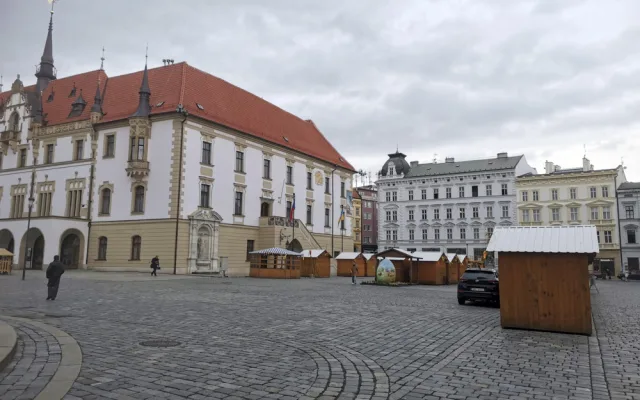 V centru Olomouce je již k vidění velikonoční výzdoba. Zájemci se mohou těšit na jarmark a kulturní program