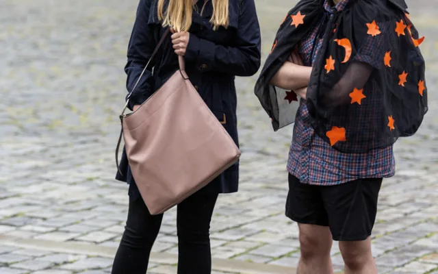 FOTOGALERIE: Bujarý majálesový průvod prošel Olomoucí. Studentům kralují hvězdy Stardance