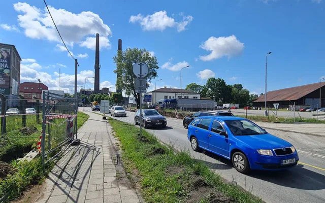 Klíčový tah Přerovem zašpuntuje kyvadlový provoz. Provizorní pruh pak vznikne místo chodníku