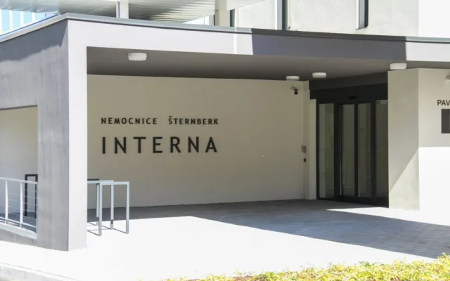 Šternberk má novou internu. Pacientům budou sloužit pokoje hotelového typu s klimatizací