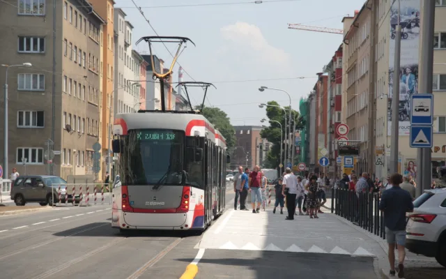 Po 22 měsících hotovo. Most na Masarykově třídě se otevře tramvajím i autům