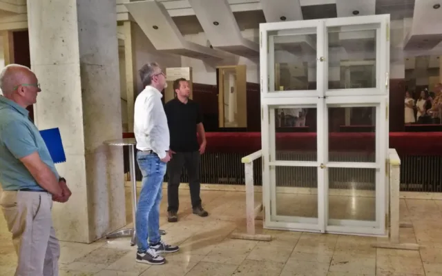 Moravské divadlo vymění na své historické budově plastová okna za dřevěná