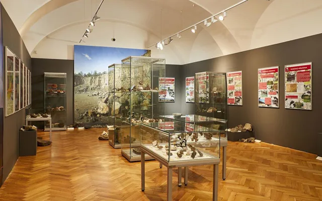 Návrat k dobám dávných sopek. Výstava představí výbušnou historii Moravy a Slezska