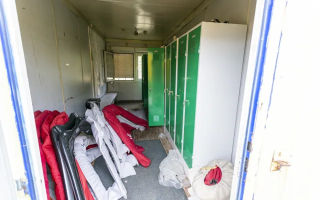 Dojíždění přes bahno a šatna v unimo buňce. Veslaři z Olomouce doufají v konec pětiletého exilu