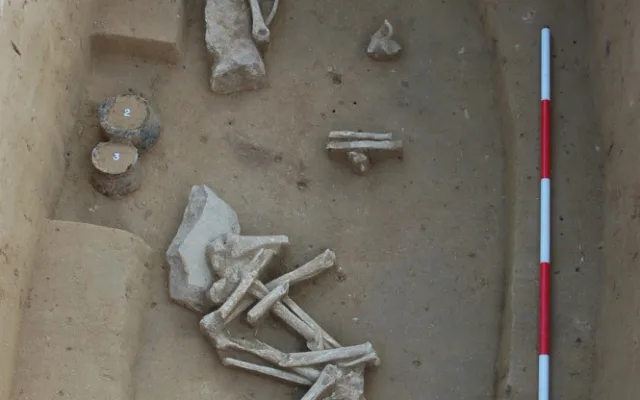 U Dětkovic archeologové objevili další tisíce let staré hroby, některé byly vykradené