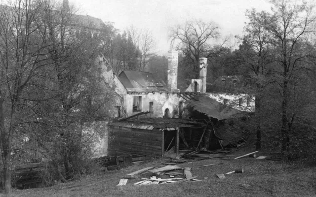Spáleniště Jakubského mlýna v roce 1909