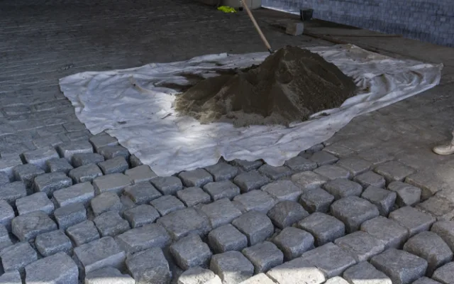 FOTOGALERIE: Stavba olomoucké náplavky míří do finiše. Město řeší náročnost údržby