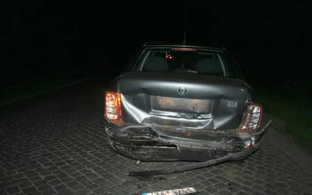 Řidička s dvě a půl promile narazila v Olomouci do auta, které zpomalilo. Hrozí jí tři roky