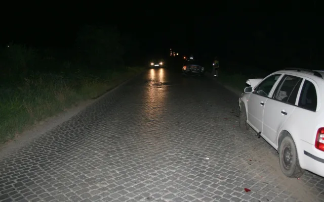 Řidička s dvě a půl promile narazila v Olomouci do auta, které zpomalilo. Hrozí jí tři roky