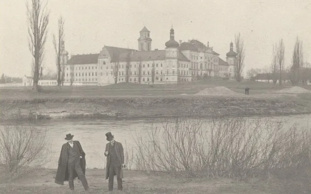 Klášter Hradisko - prof. Karel Wellner a dr. Jan Khéres (1908)