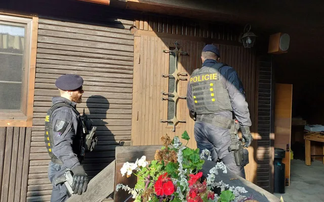 Se zazimováním chalup roste riziko vloupání. Zloděj na Šumpersku odnesl i atrapy kamer