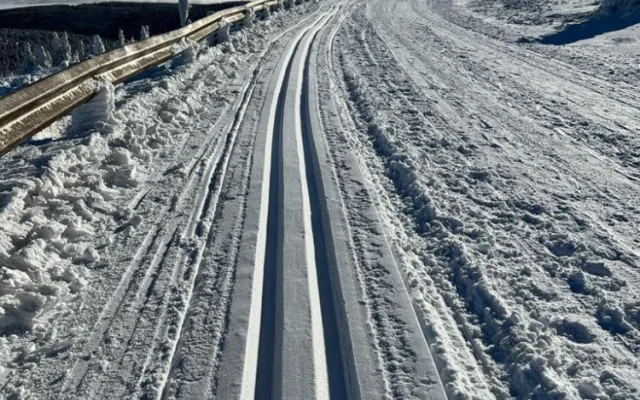 Do Jeseníků vyrazili první běžkaři, na vrcholcích hor leží do 20 centimetrů sněhu