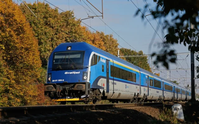 Cestující mezi Ostravou, Olomoucí a Prahou budou moct jet i vlaky railjet a InterJet