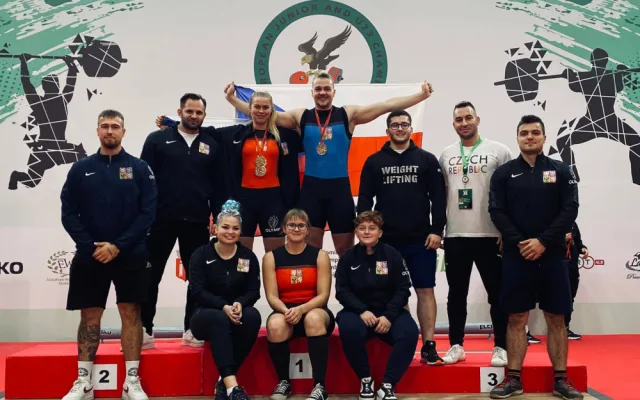 Arnošt Vogel z Haňovic vybojoval na mistrovství Evropy juniorů ve vzpírání bronz