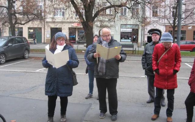 Historii domu č. 6 představují Ivan Čech a Ivana Čevelová