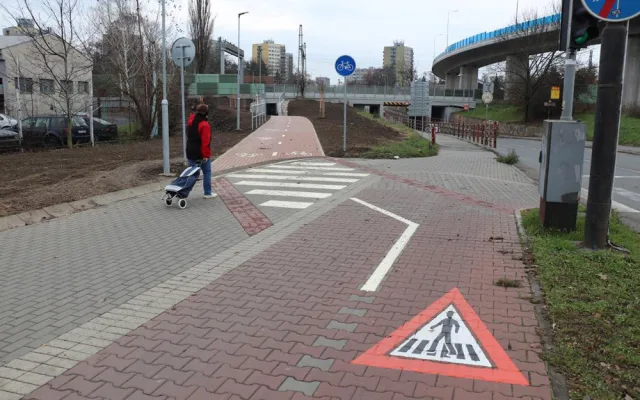 Nový podjezd pod železniční tratí zvyšuje komfort pro cyklisty v Přerově