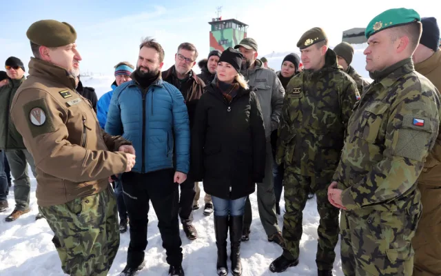 Na obranu proti ruské agresi se na Libavé cvičí dvě desítky žen z Ukrajiny. Budou i u bojových jednotek