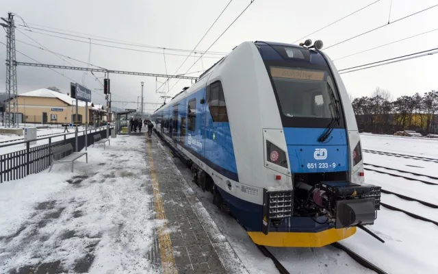 Nájezd RegioPanterů: v Olomouckém kraji začnou letos jezdit dvě desítky moderních vlaků