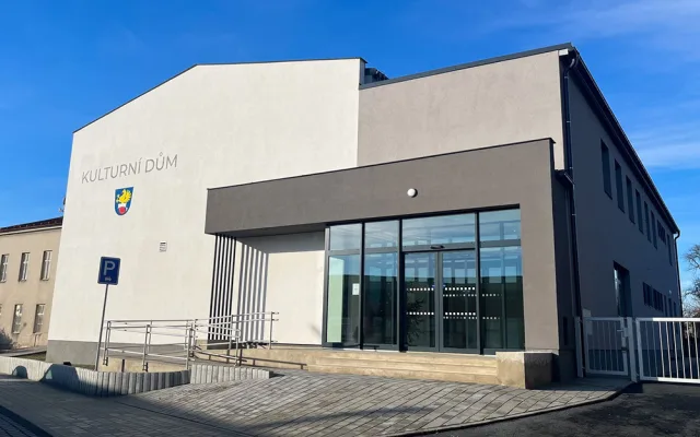 Zasloužil by si váš dům nový kabát? S tím vám rády pomohou olomoucké Zofi fasády