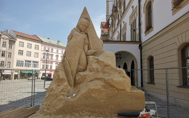 Koncerty, netradiční vyhlídky i science show. Olomouc chystá Svátky města