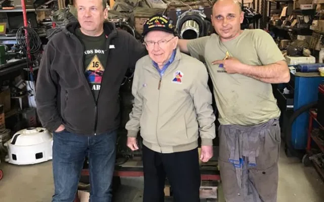 Sběratel Pavel Rogl si splnil klukovský sen. Jako jediný v Česku vlastní pojízdný americký tank Sherman