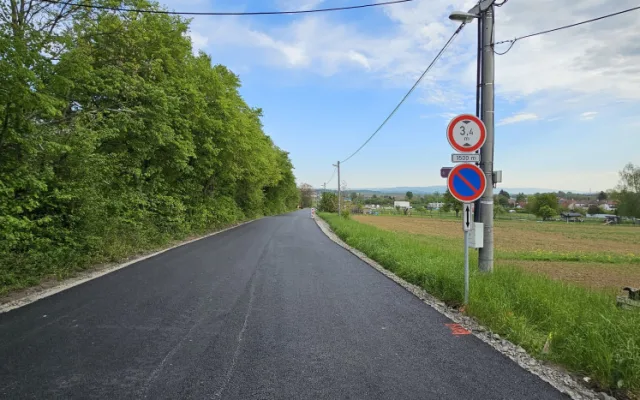 Silničáři opravili komunikaci, kterou zničily nákladní automobily při stavbě D1 v Přerově