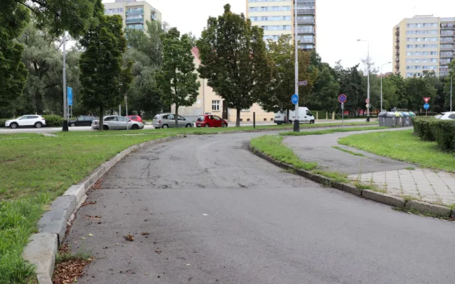 Ulice Na Hrázi