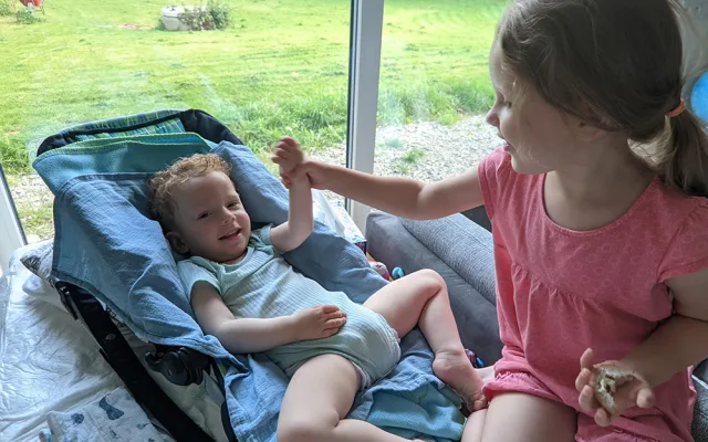 Pro nemocného Martínka vybrali lidé přes sto milionů. Rodina chce pomoci i dalším dětem