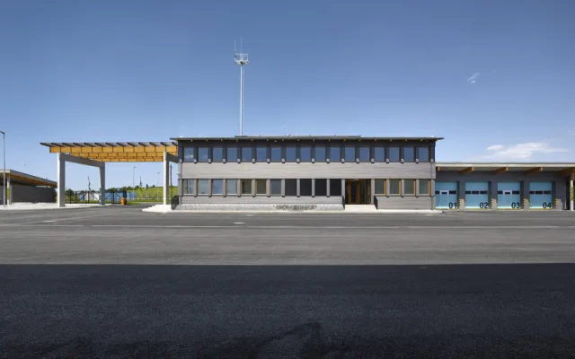 Středisko správy a údržby dálnic v Přerově, Pelčák a partner architekti