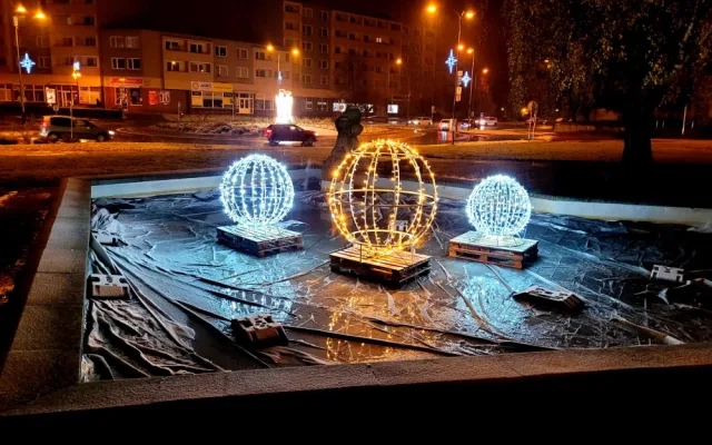 FOTOGALERIE: Přerovu se letošní vánoční výzdoba opravdu povedla. Lidé jsou nadšení