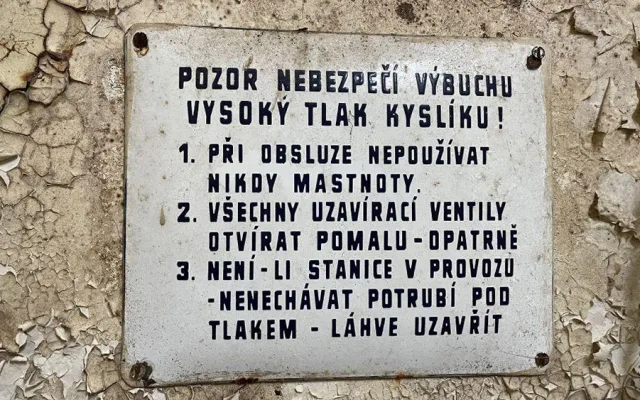 Koledy v přísně tajném komplexu: bunkr u Olomouce rozšířil portfolio prohlídek i funkční techniky