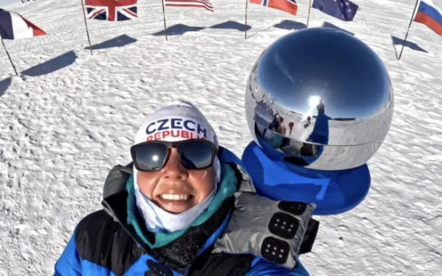 Zubní lékařka loni zdolala jako třetí Češka Mount Everest. Teď dobyla Jižní pól a čeká ji výstup na nejvyšší horu Antarktidy