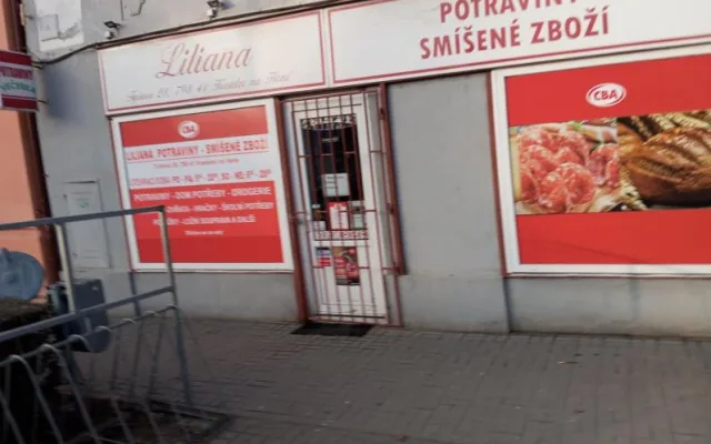 Inspektoři zavřeli potraviny v Kostelci na Hané. Uvnitř obchodu byly mrtvé myši a špína, úklid byl zanedbaný