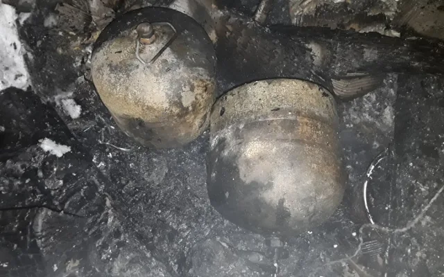 Ve Všechovicích hořel rodinný dům, na půdě explodovala plynová láhev. Příčinou je nedbalost