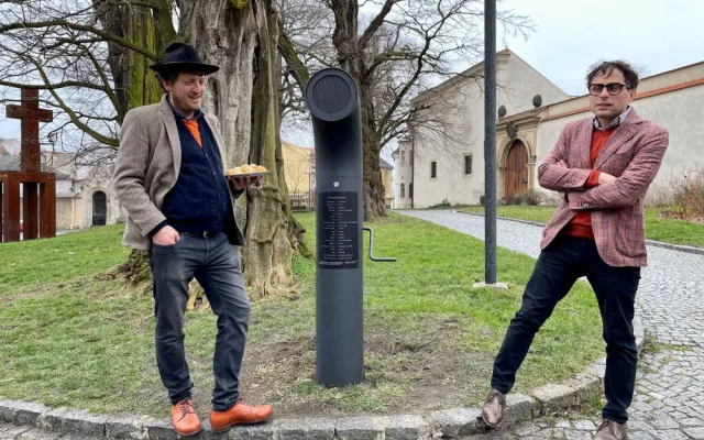 V Olomouci začal fungovat nový Poesiomat. Slyšet lze Plíhala, Kryla, Krobota, ale i básně Jiřího Wolkera