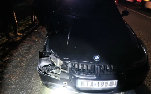 U Olšan se v noci dvakrát po sobě bouralo. Nejprve havarovalo BMW, poté do dodávky narazil Renault
