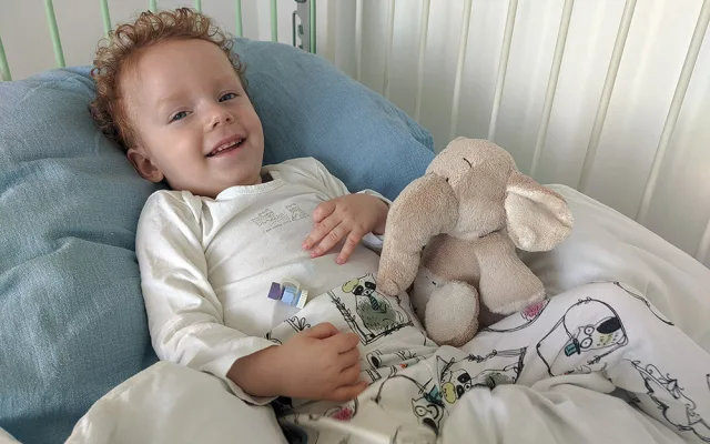 Jistější pohyby, konec bolesti a zvracení. Martínkovi výrazně pomohla genová terapie